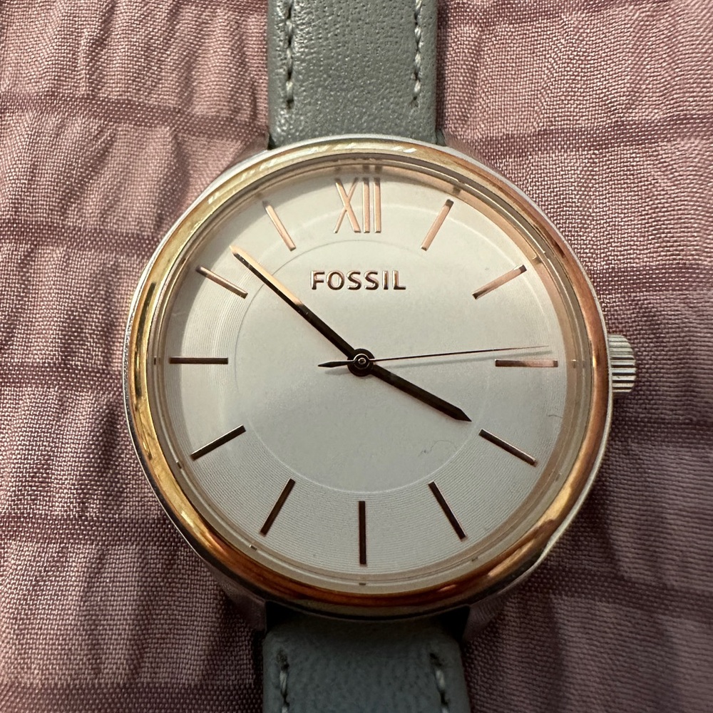 Women’s Fossil Watch